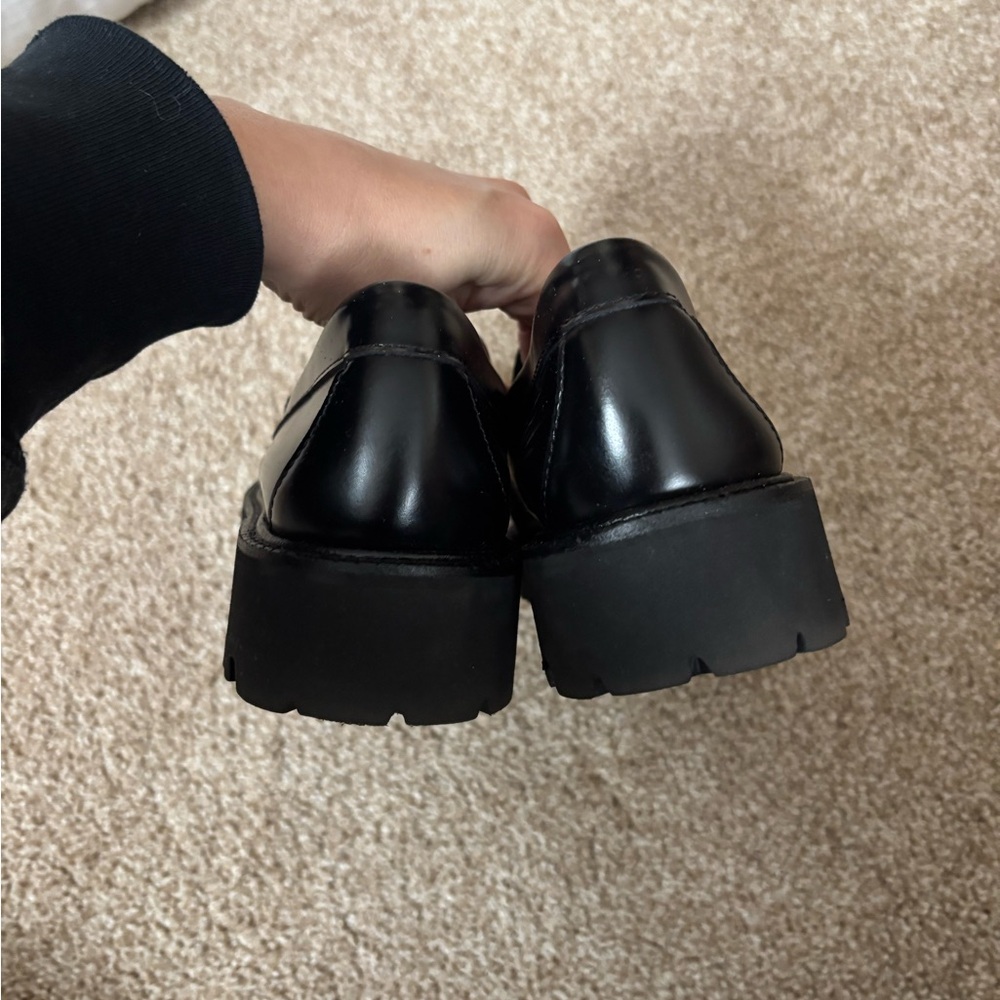 G.H. Bass Black Leather Weejuns Whitney Loafers - Picture 6 of 7